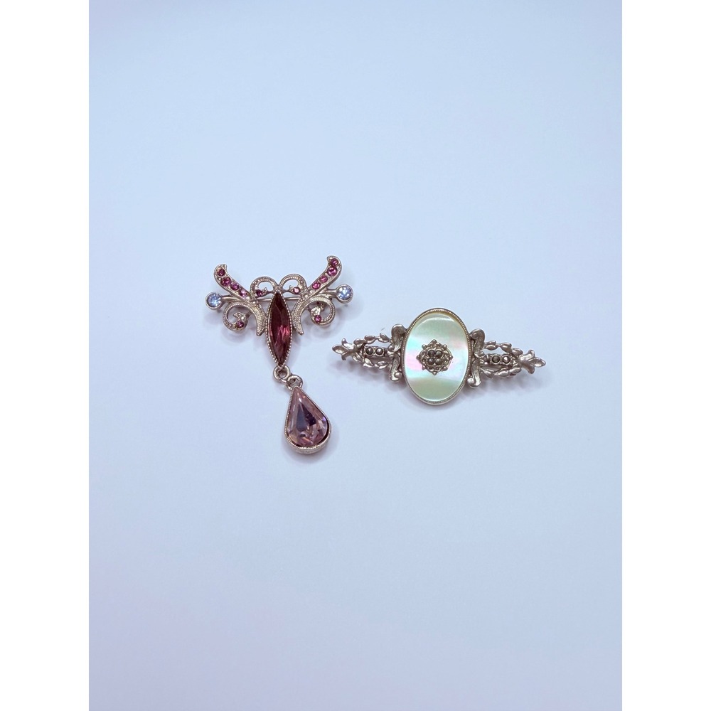 1928 vintage brooches
